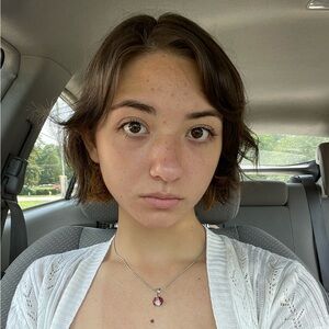 Meet your Posher, Clover